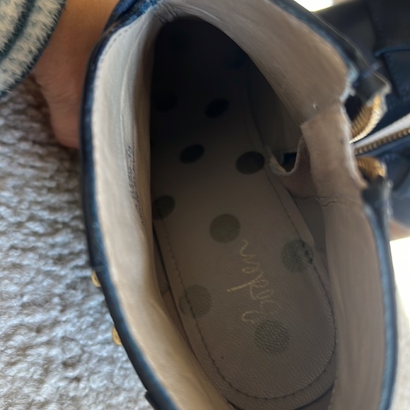 Boden Stratford booties. - Picture 5 of 8